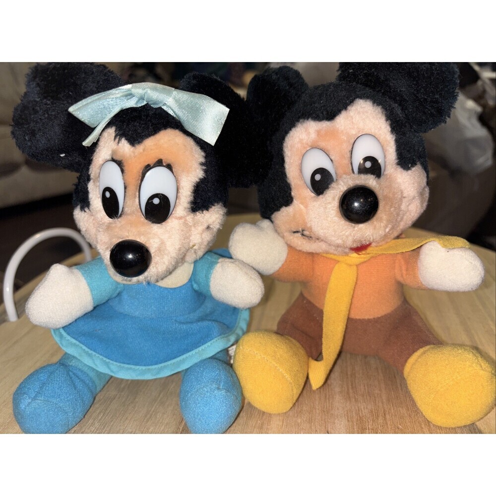 Vintage Mickey's Christmas Carol 1984 MINNIE set Of 2 Plush